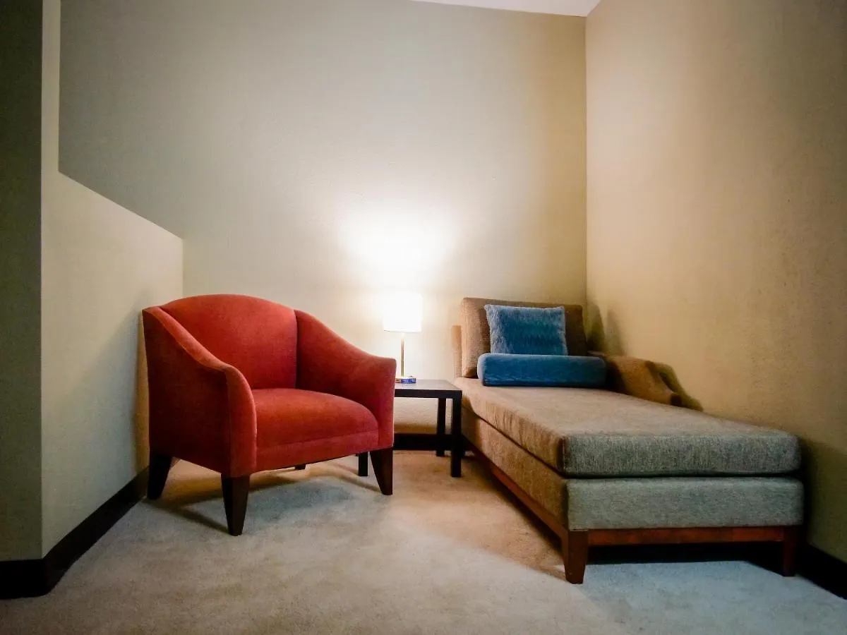 Travelodge By Wyndham St. Louis Berkeley